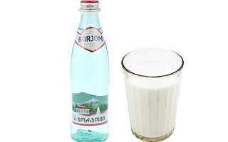 Молоко с Боржоми